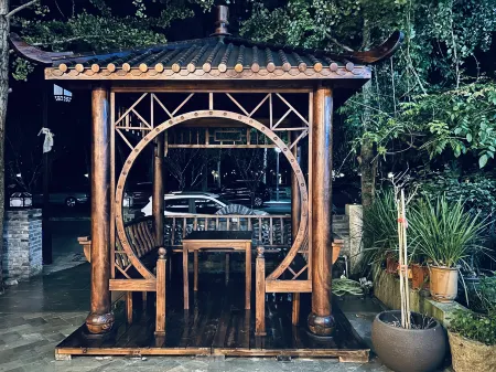 Jinyun Xunyingji Homestay (Xiandu Dinghu Peak)