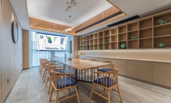 Duogao Hotel (Shengzhou China Yue Opera Art City Wuyue Plaza Branch)