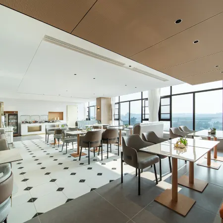 Jinguan City Hotel