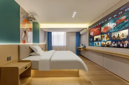 PEARL  HOTEL Hotels near God of Fortune Temple