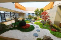 West Hotel (Huazhong University of Water Resources and Electric Power Jianghuai Campus, Luoshan) Hotel di Luoshan