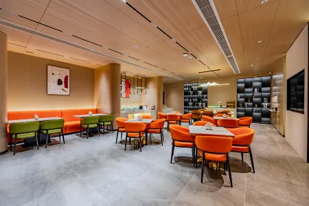 GreenTree Eastern Hotel Отели рядом с достопримечательностью «Suzhou Yongqiao Sanba Passenger Transport Terminal»