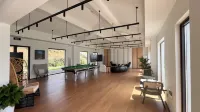 Jiangling Rape Blossom Holiday Villa