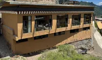 Zahana Riverside·Stream Listening Pavilion - Romantic