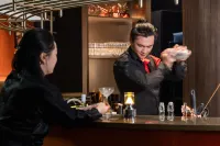Radisson RED Hotel Jingjiang Financial Business District - Bar