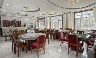 Yi County Xuanyuan Hotel (Taihang Water Town)