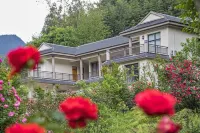 Xipo Nanshan Yin Homestay Hotels near Jinfo Mountain World Insect Museum