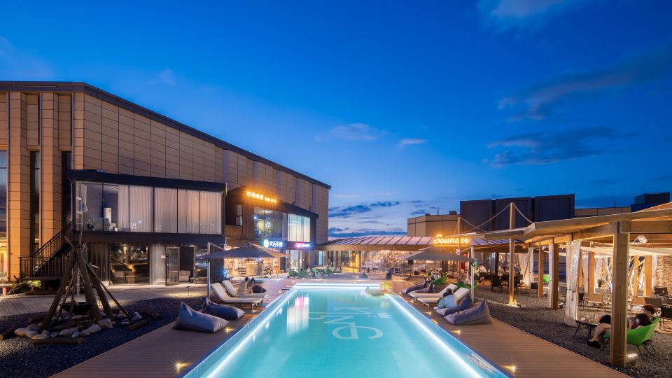 King13·Nest Hotel (Xi'an Ming City Wall Xi'an Railway Station Metro Station Branch)