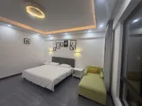 Xiaolu Chenke Inn (Sanya Yalong Bay Tropical Forest Park) - Inns