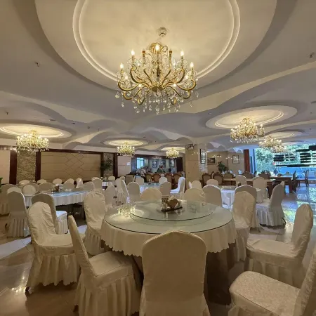 Lakeview Boman Hotel