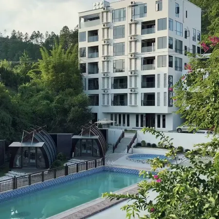 Tanglu Hot Springs Homestay