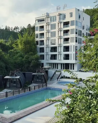 Tanglu Hot Springs Homestay
