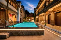 Sunset Breeze Narrative Boutique Inn - Romantic