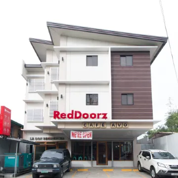 RedDoorz Plus @ Diola Villamonte Bacolod