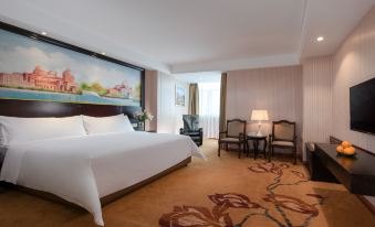 Vienna Classic Hotel (Yunfu Hekou)