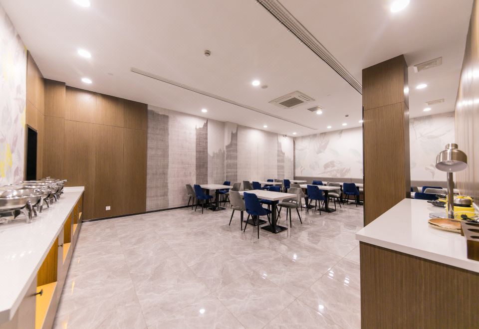 스타 호텔의 깨끗한 욕실