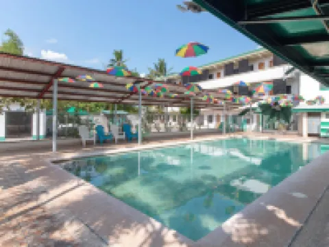 レッドドアーズ @ パイカス サグカハン タクロバン タクロバンのホテル