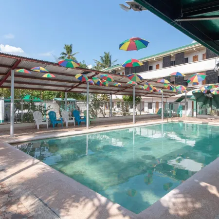 RedDoorz @ Picas Sagkahan Tacloban Отели рядом с достопримечательностью «Робинсонс Таклобан»