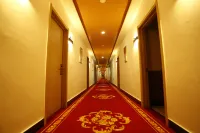Quanri Theme Hotel (Tuquan) Hotel di Tuquan