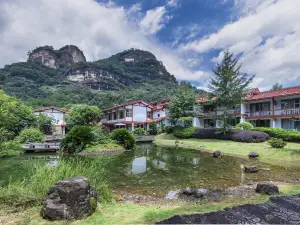 Wuyi Mountain Villa