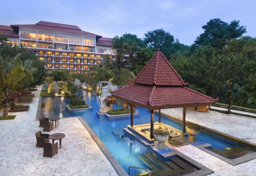 4. 쉐라톤 무스티카..