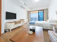 惠东双月湾虹海湾海景湾度假公寓 - 繁星180度日出一线海景大床房