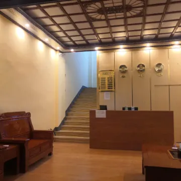 Cangwu Chajie Apartment
