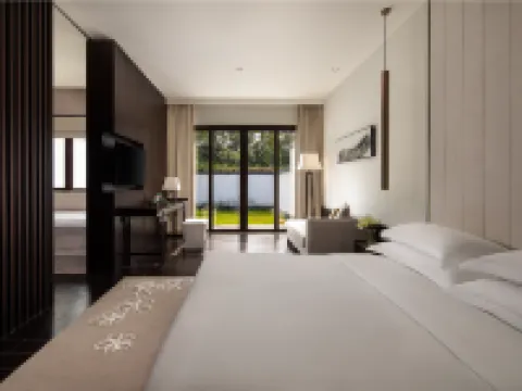 Banyan Tree Huangshan Hotels in Yi County