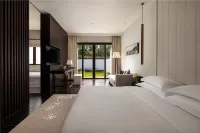 Banyan Tree Huangshan