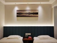 茂名美港湾商务酒店 - 标准双床房