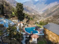 Yili Yunshan Hot Spring Guesthouse Hotels in Luding