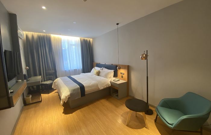 Jiatai Chain Business Hotel (Yingkou Railway Station Store)