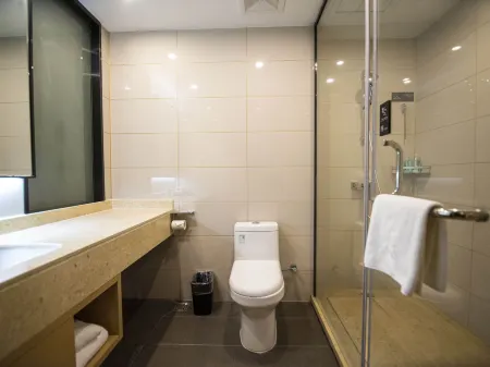 City Comfort Inn Hotel (Luoyang Yanshi Wanda Plaza) Отели рядом с достопримечательностью «Yanshi Museum»