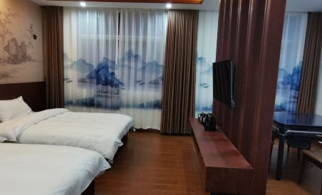 Jinggangshan Yixuan Hotel - Housity
