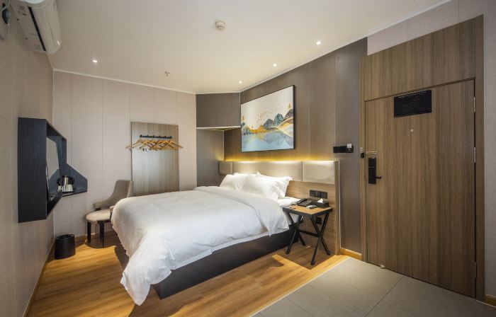 Luxian yunshang Hotel