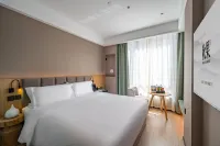 TRUE GO Hotel (Beijing Workers' Stadium Sanlitun Taikoo Li)