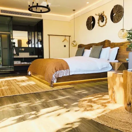 HUATING HOTEL