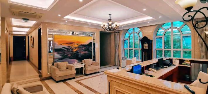 Jinze Hotel (Qingdao Taitung Pedestrian Street) Hotéis em Qingdao