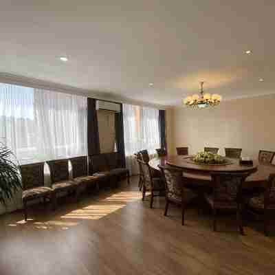 尚客優精選飯店（遼源財富大路歐亞商都店） Dining/Meeting Rooms