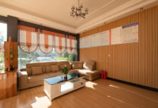 鶴峰銘城山水ホテル