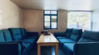 Yeler Lake Shishanxuan Inn