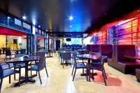 เรดโคโค่ อินน์ เด โบราไกย์