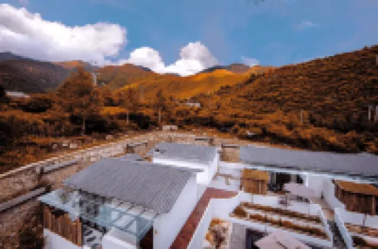 康定棲溪山舍民宿（木格措店） 鄰近康定情歌(木格措)景區的酒店