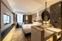 The Giorgio Morandi Hotels Hotel dekat Shandong College of Metallurgy Technology
