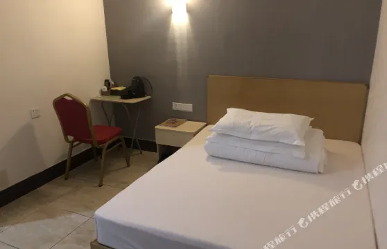 開平鴻運樓客棧