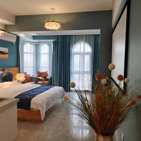 Huapai Interstellar Homestay (Lehua City)