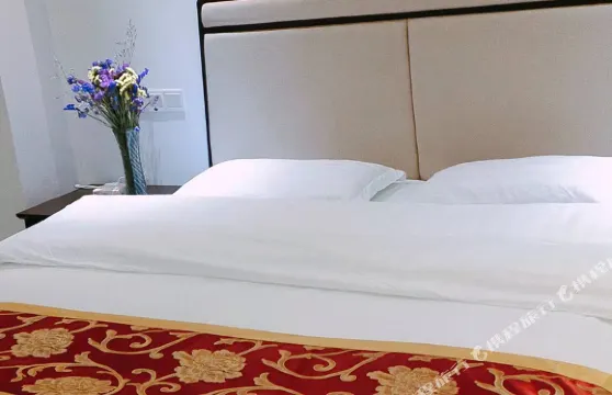 三百山温泉商務賓館