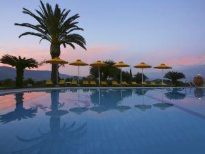 Paradise Hotel Corfu