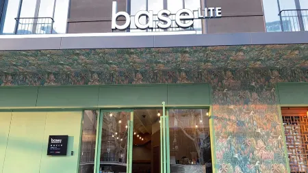 baseLITE佰舍服務式公寓（上海西岸店）