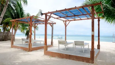 La Playa Estrella Beach Resort Hoteles cerca de Paradise Beach